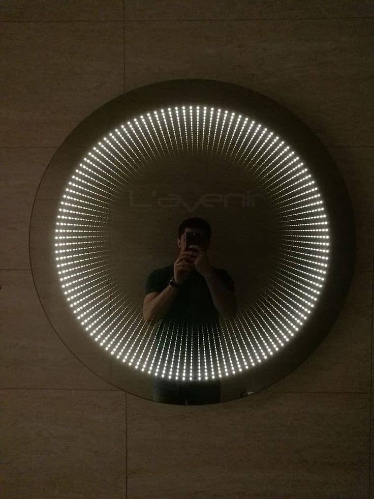 Light mirror with touch sensor 3