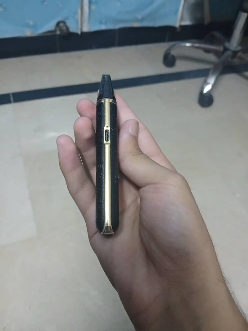 Oxva Xlim Go pod with 0.6ohm coil in 10/10 condition 3
