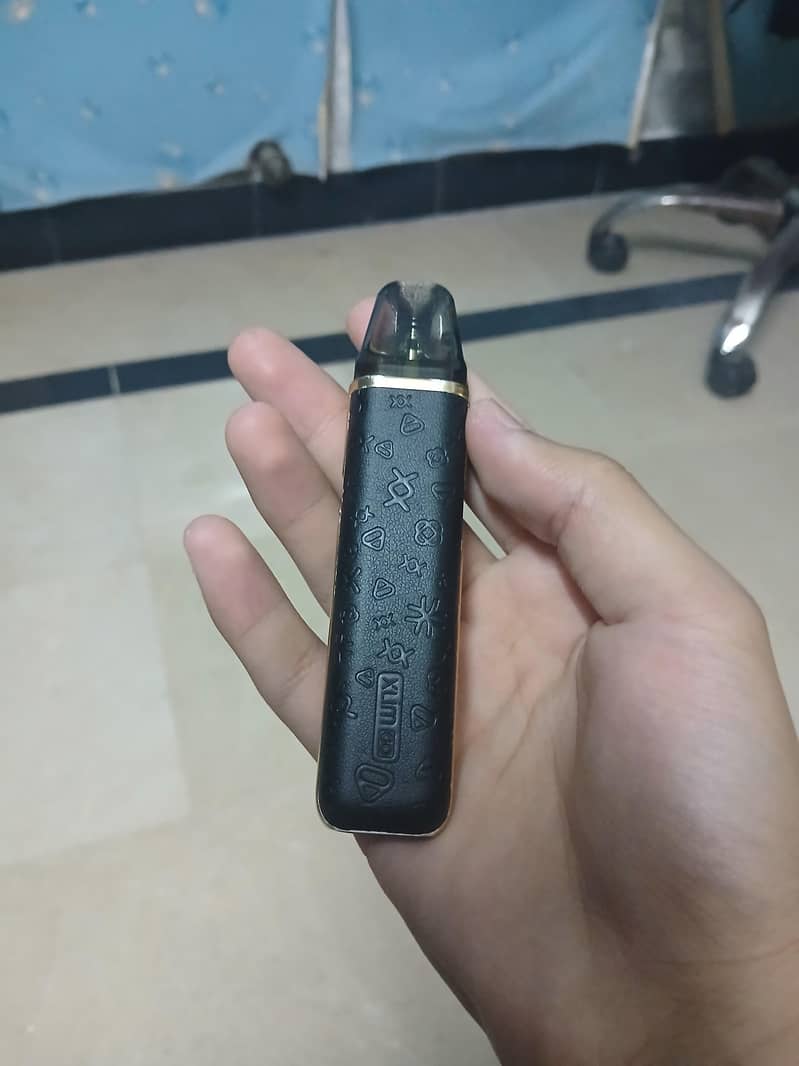 Oxva Xlim Go pod with 0.6ohm coil in 10/10 condition 4