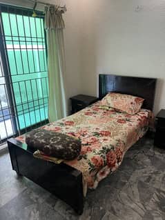 1 Single Bed