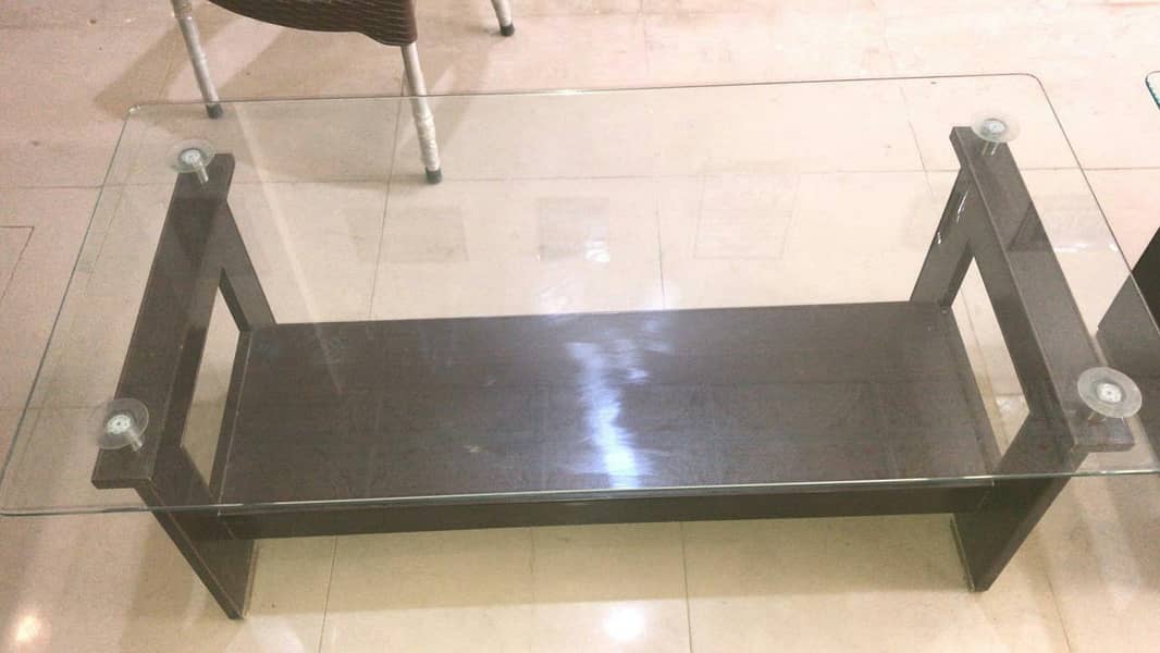 1 piece centre table for sale 3