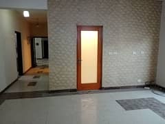 3 bed apartment available for Rent in Askari 11 sec-B Lahore