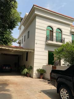 UPPER PORTION FOR RENT IN F-7