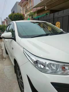 Yaris car for sale in new condition