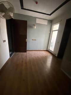 One bed luxury non furnished apartments available for rent
