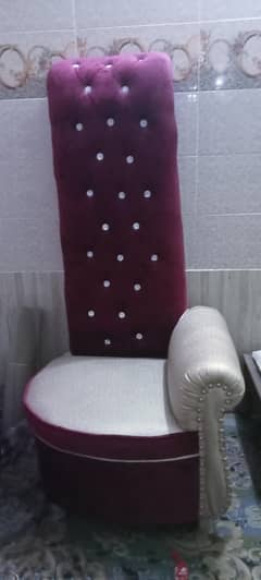dewan plus 2 long sofa chairs