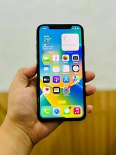 Iphone X ha water pack pice ha 84% battery  ha