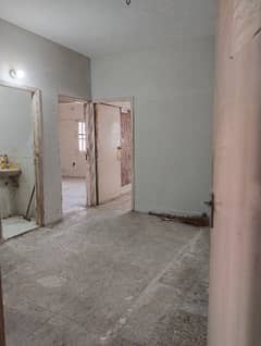 2 bed dd flat floor rent block 14