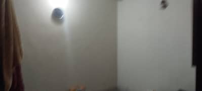 3 Bed Dd 240 Yards 1st Floor Portion