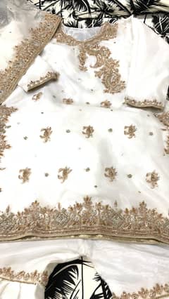 Bridal Dresses / Nikkah Dress / Mehndi Dress------Wedding Dress-----