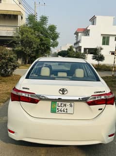 Corolla XLi 2016