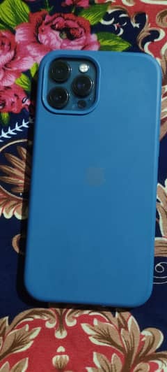 iPhone 12pro max E Sim time available and zong Sim 10000% working