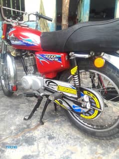 united 125