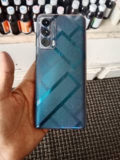 Motorola edge 2021 8/256 +EXCHANGE POSSIBLE)