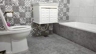 UPPER PORTION FOR RENT IN F-7