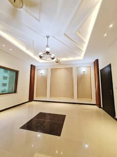 Army Housing Complex 4 bed rooms Flat For Rent Is Available Askari 10 - Sector F Lahore Cantt