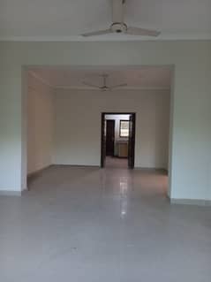 10 Marla 4 Bedrooms House is Available For Rent In Askari 10 Lahore Cantt