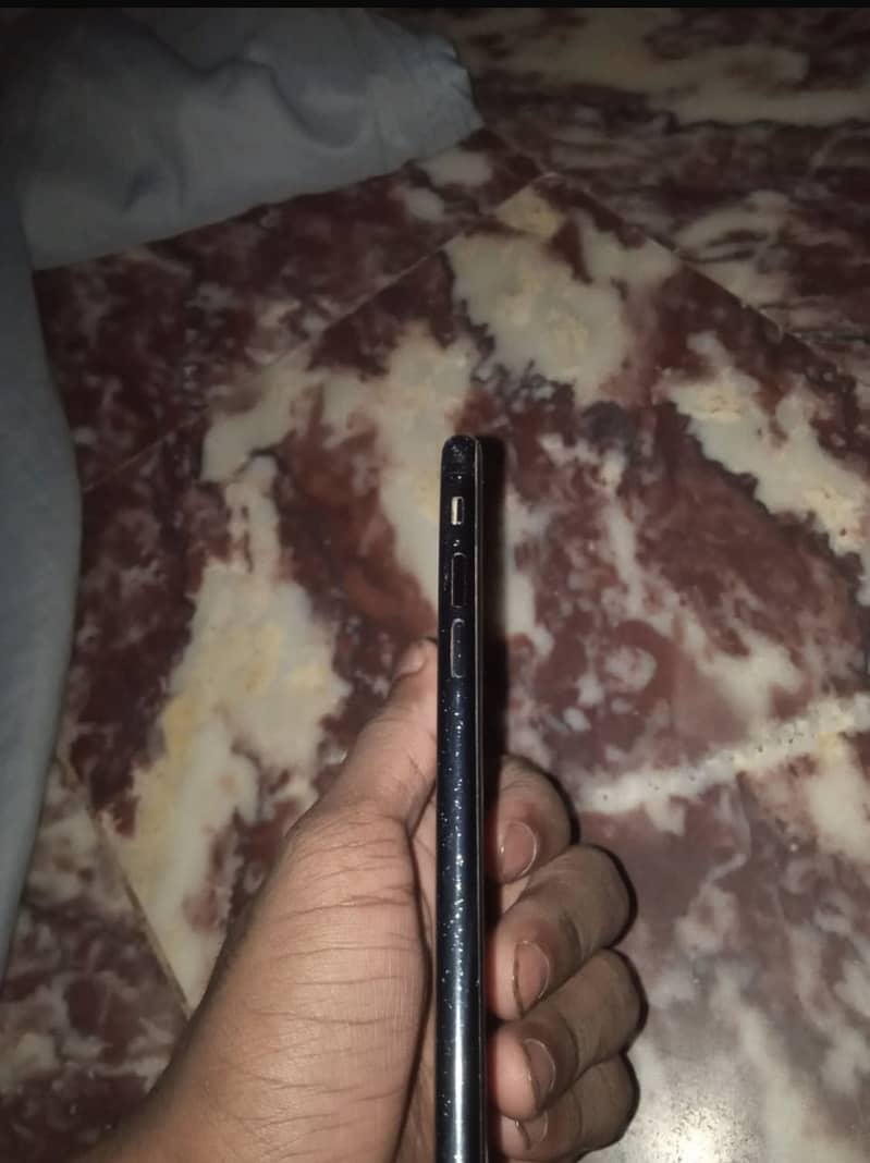 I phone 7 plus non pta 256 GB exchange possible only x and xs 3