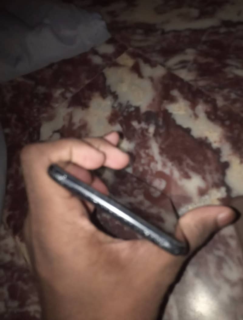 I phone 7 plus non pta 256 GB exchange possible only x and xs 5