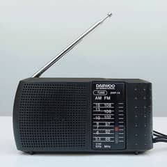 Daewoo DRP-14 Portable 2-band AM/FM Radio