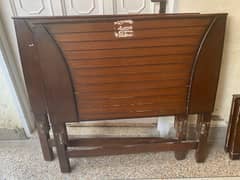 Two single beds for sale in very excellent condition without matress