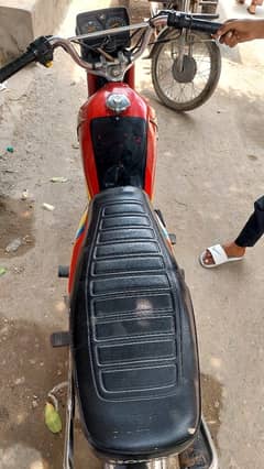 Honda 125 urgent sale