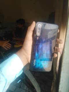 vivo s1 4\128all OK finger working