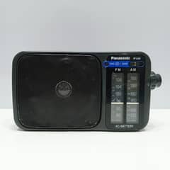 Panasonic RF-2400 AM/FM Portable Radio