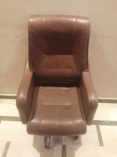 New Premium Elite Quality Chair for Business prson Chairman,Boss,Owner