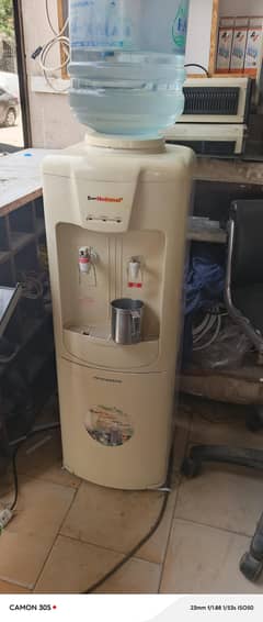 National brand  good condition water dispenser for sale