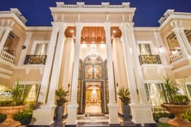 1 KANAL ROYAL BUNGALOW NEAR DOLMEN MALL AVAILABLE FOR SALE