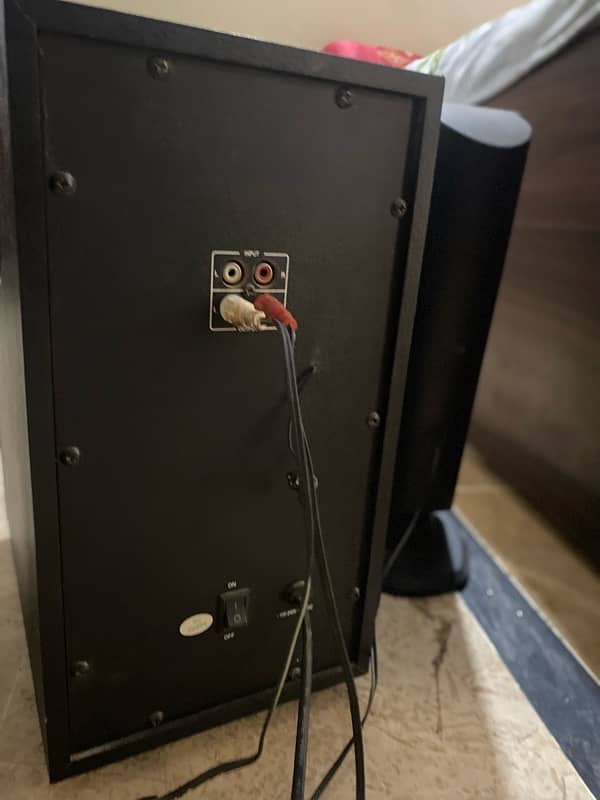 good condition Bluetooth speaker audionic  good condition 7