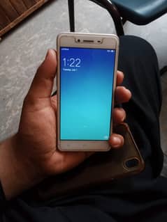 oppo a37 condition 10 Bata 9  box sataopna nahi hai my num 03081454443
