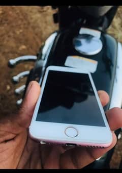 I phone 6s pta approved 64gb My Whatsapp number 0324/8453678