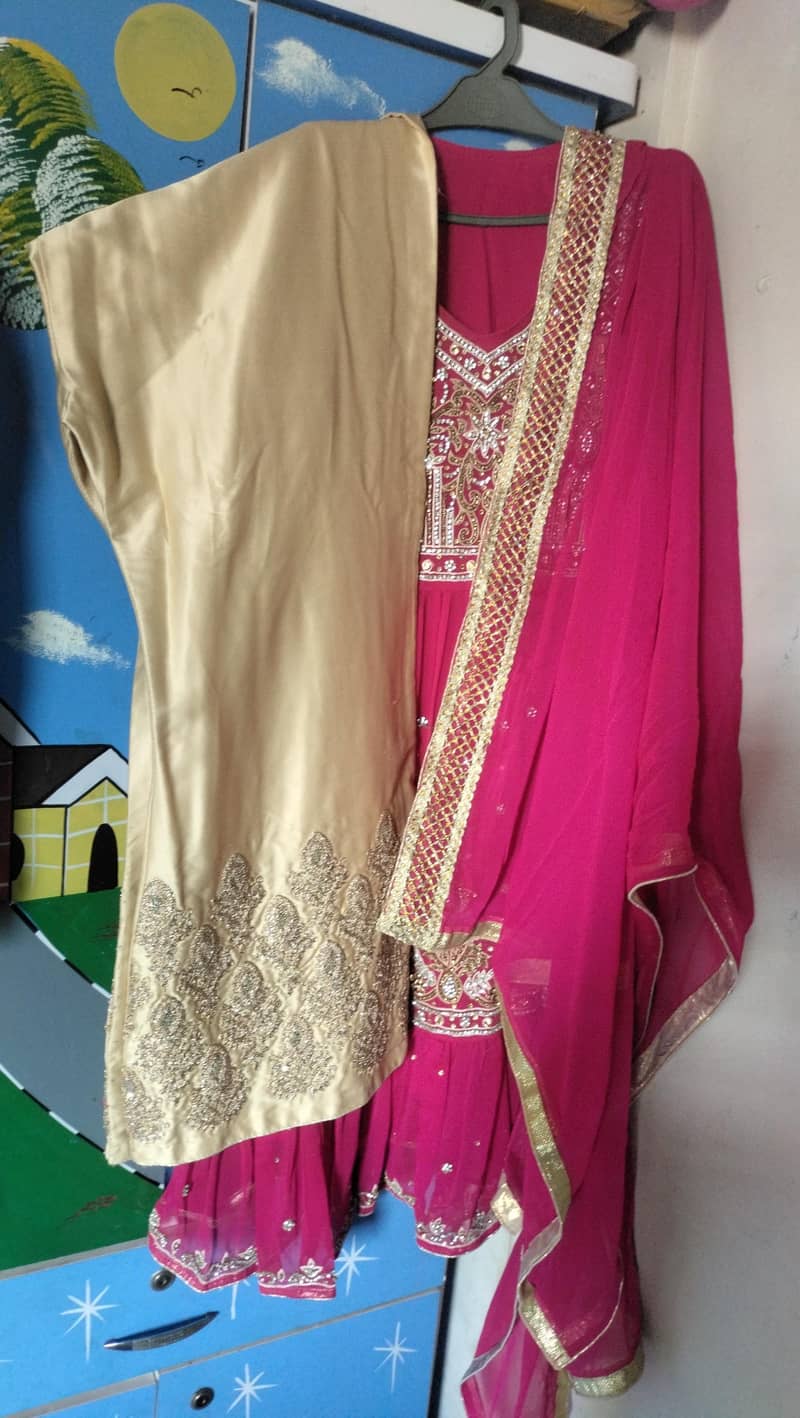 New condition one time use medium size 8