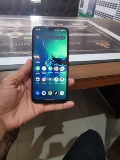 Motorola G8 plus 4 64 dual sim approved good battery backup