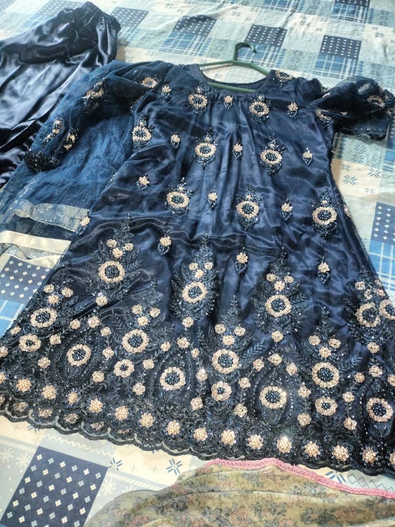 New condition one time use medium size 10