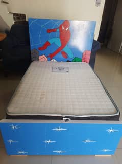 Spiderman kids bed