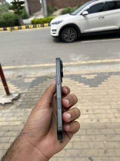 Iphone 16 pro jv
