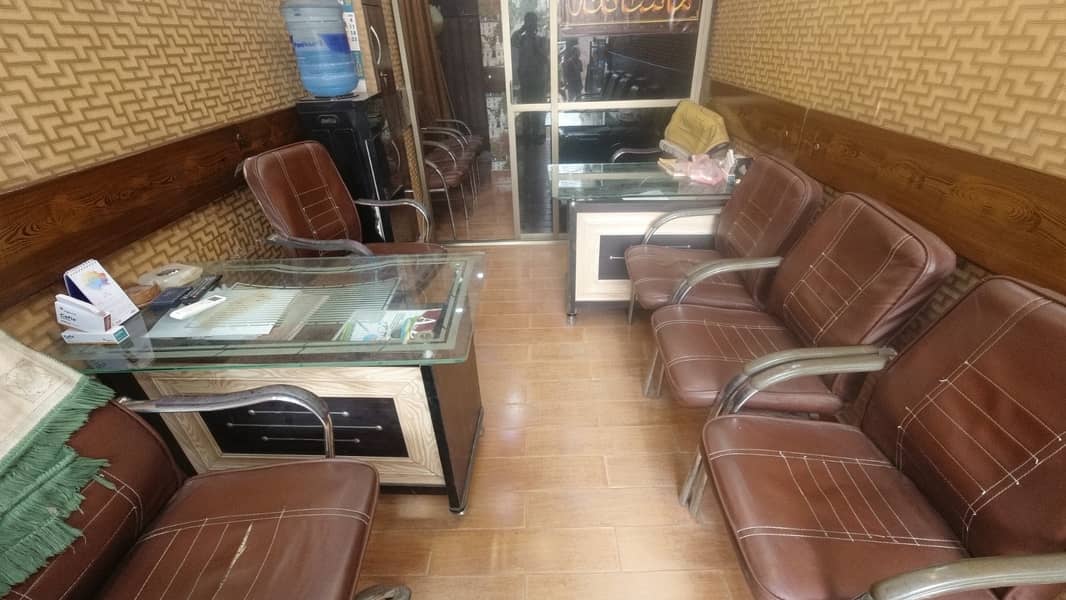 Centrally Located Shop In Gulshan-E-Iqbal - Block 1 Is Available For Sale 1