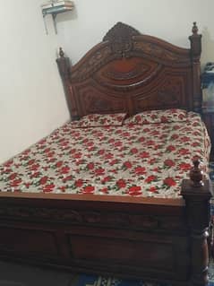 1 Bad 2 Bartan Almari  3 sDressing table