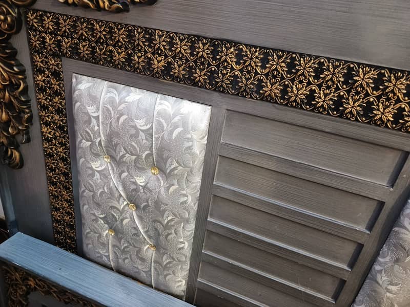 Bed Set (2 Side-Tables and Dressing Table) 7