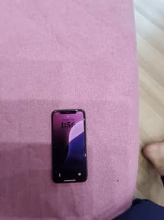 iPhone xs 256 gb pta approved golden color. original battery.