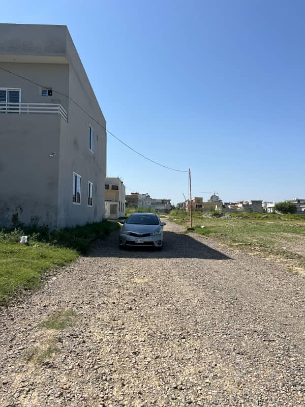 05 Marla Prime Location Plot (R Major Road -01) 4