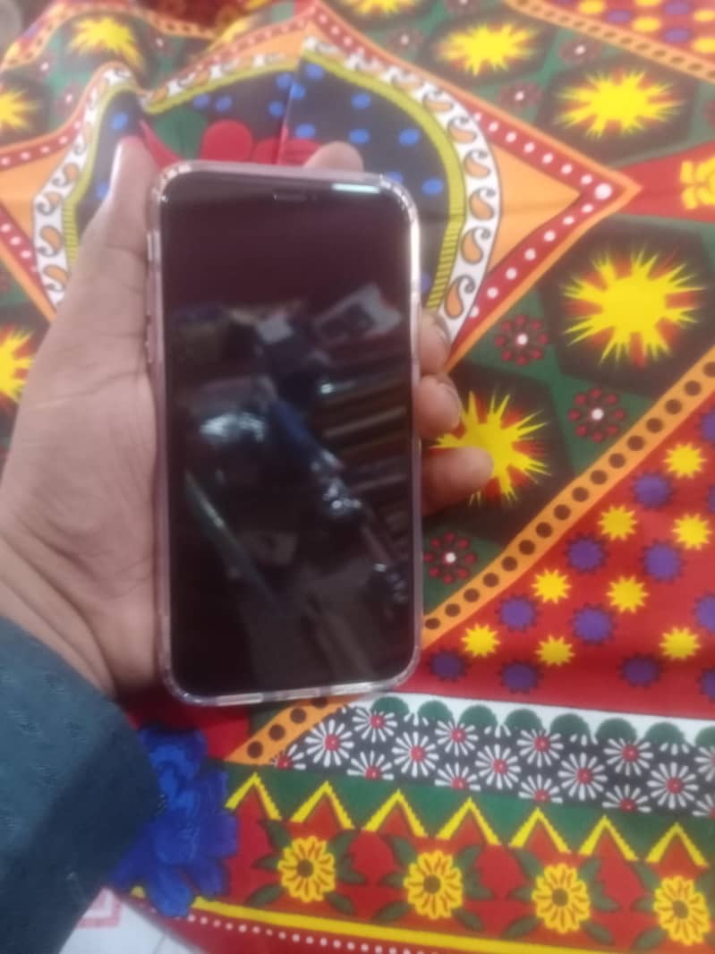 iphone xr non pta icload lock watar pak 10by10 exchage 1
