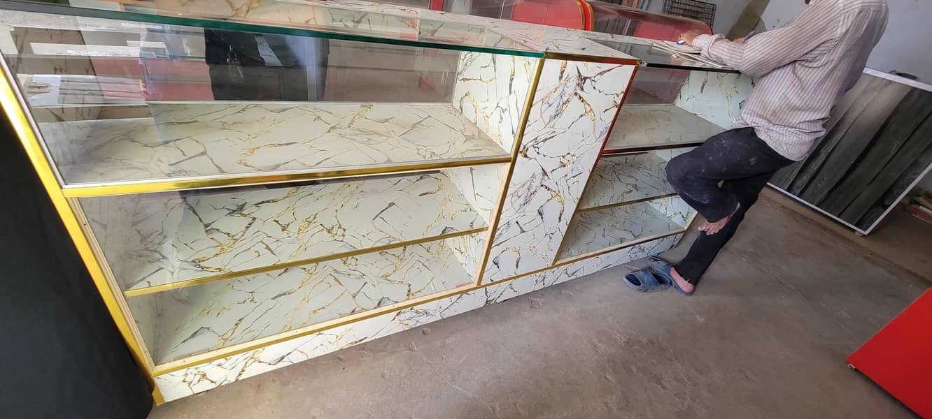 Display Counter/Showcase 0