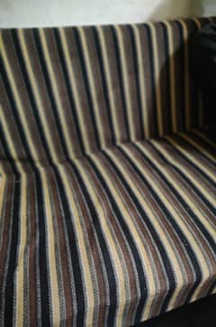 Sofa cum bad 2 in 1.