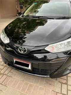 Selling Toyota Yaris GLi automatic. PKR3,750,000