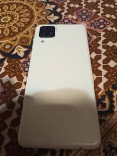 Samsung A12