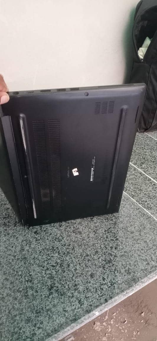 Dell latitude 7490 i5 8th gen, 8gb ddr4 ram and 256gb SSD 2